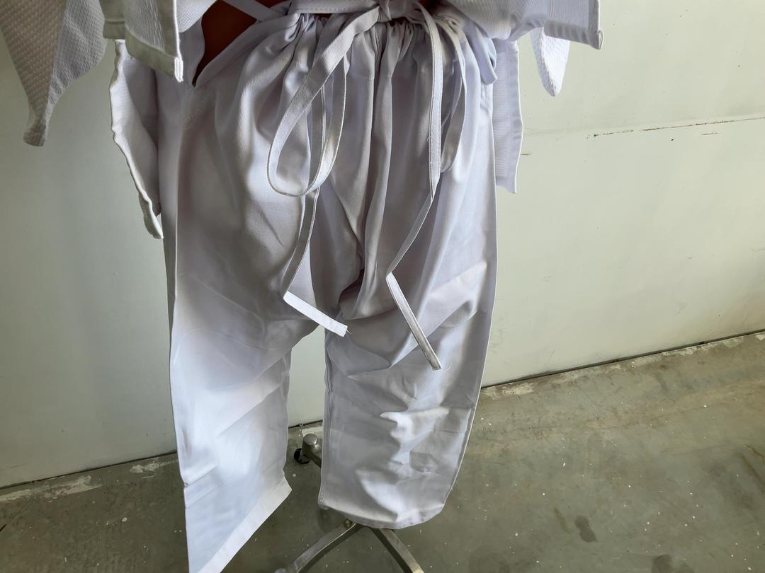 Photo '6' of Kombat Spirit 350GSM Judo Kit - White - Size 000/110 *NEW* Photo '6' of Kombat Spirit 350GSM Judo Kit - White - Size 000/110 *NEW*