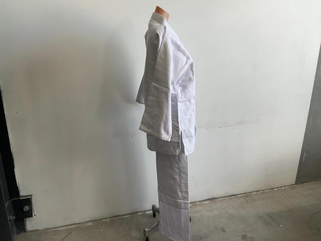 Photo '7' of Kombat Spirit 350GSM Judo Kit - White - Size 000/110 *NEW* Photo '7' of Kombat Spirit 350GSM Judo Kit - White - Size 000/110 *NEW*
