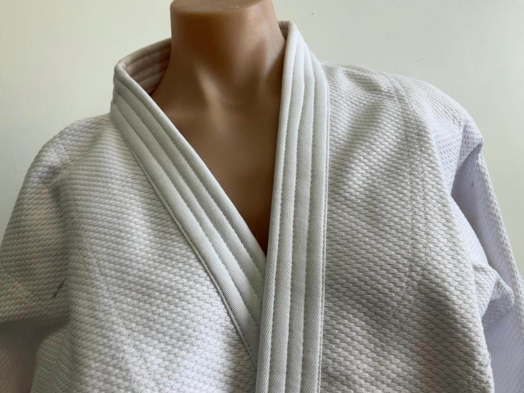 Photo '10' of Kombat Spirit 350GSM Judo Kit - White - Size 000/110 *NEW* Photo '10' of Kombat Spirit 350GSM Judo Kit - White - Size 000/110 *NEW*
