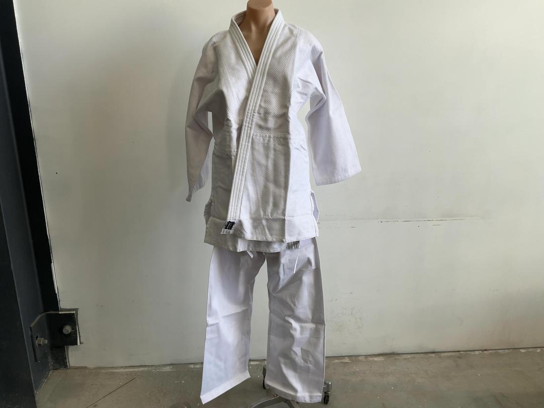 Photo '11' of Kombat Spirit 350GSM Judo Kit - White - Size 000/110 *NEW* Photo '11' of Kombat Spirit 350GSM Judo Kit - White - Size 000/110 *NEW*