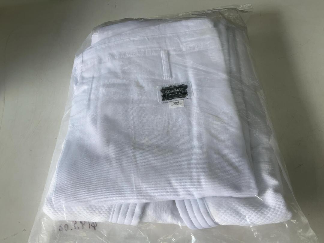 Photo '11' of 4x Judo Kits - White - Various Sizes Photo '11' of 4x Judo Kits - White - Various Sizes