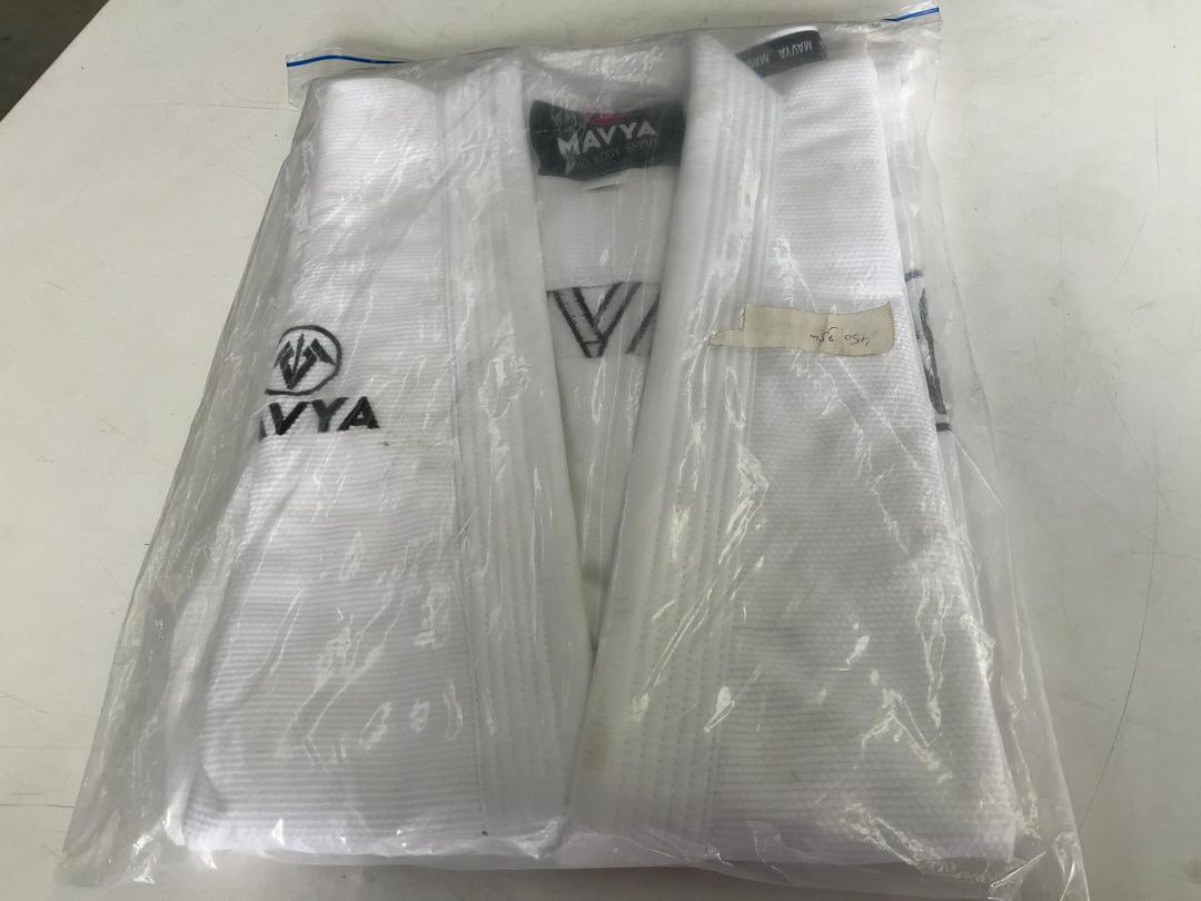 Photo '12' of 4x Judo Kits - White - Various Sizes Photo '12' of 4x Judo Kits - White - Various Sizes