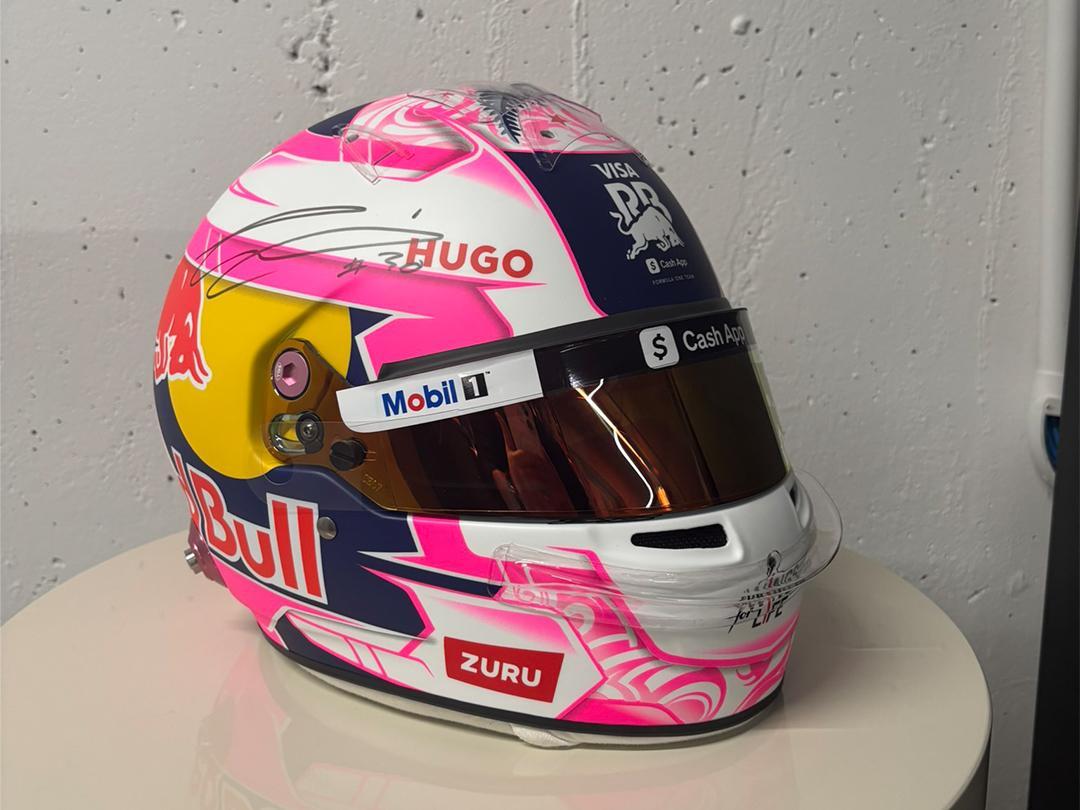 Photo '2' of Signed Liam Lawson 2025 Replica F1 Helmet Photo '2' of Signed Liam Lawson 2025 Replica F1 Helmet