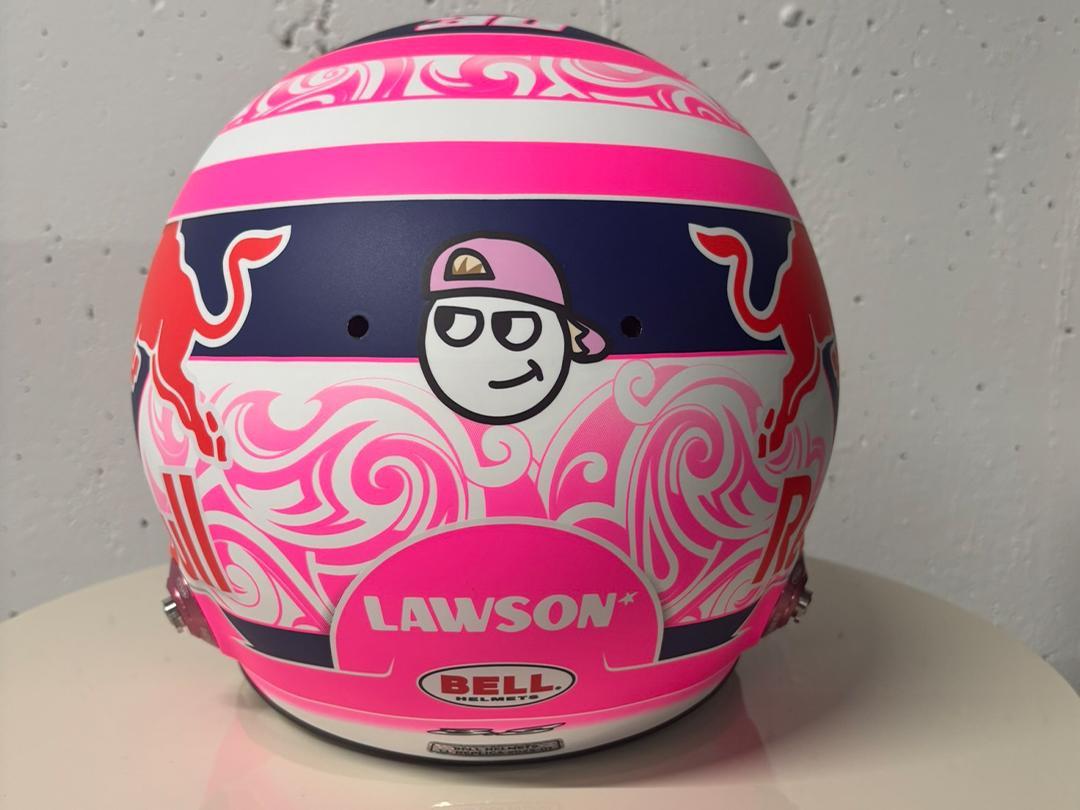 Photo '4' of Signed Liam Lawson 2025 Replica F1 Helmet Photo '4' of Signed Liam Lawson 2025 Replica F1 Helmet