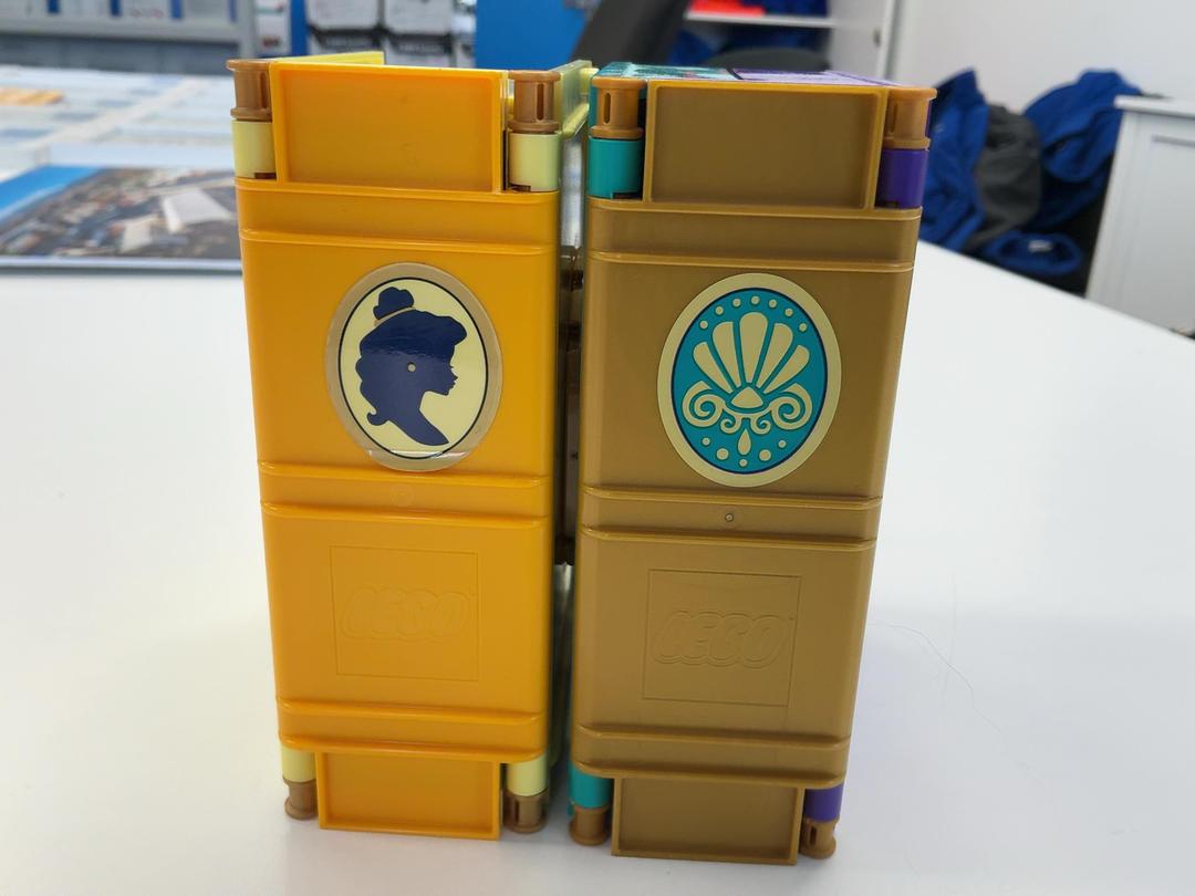 Photo '2' of Lego books