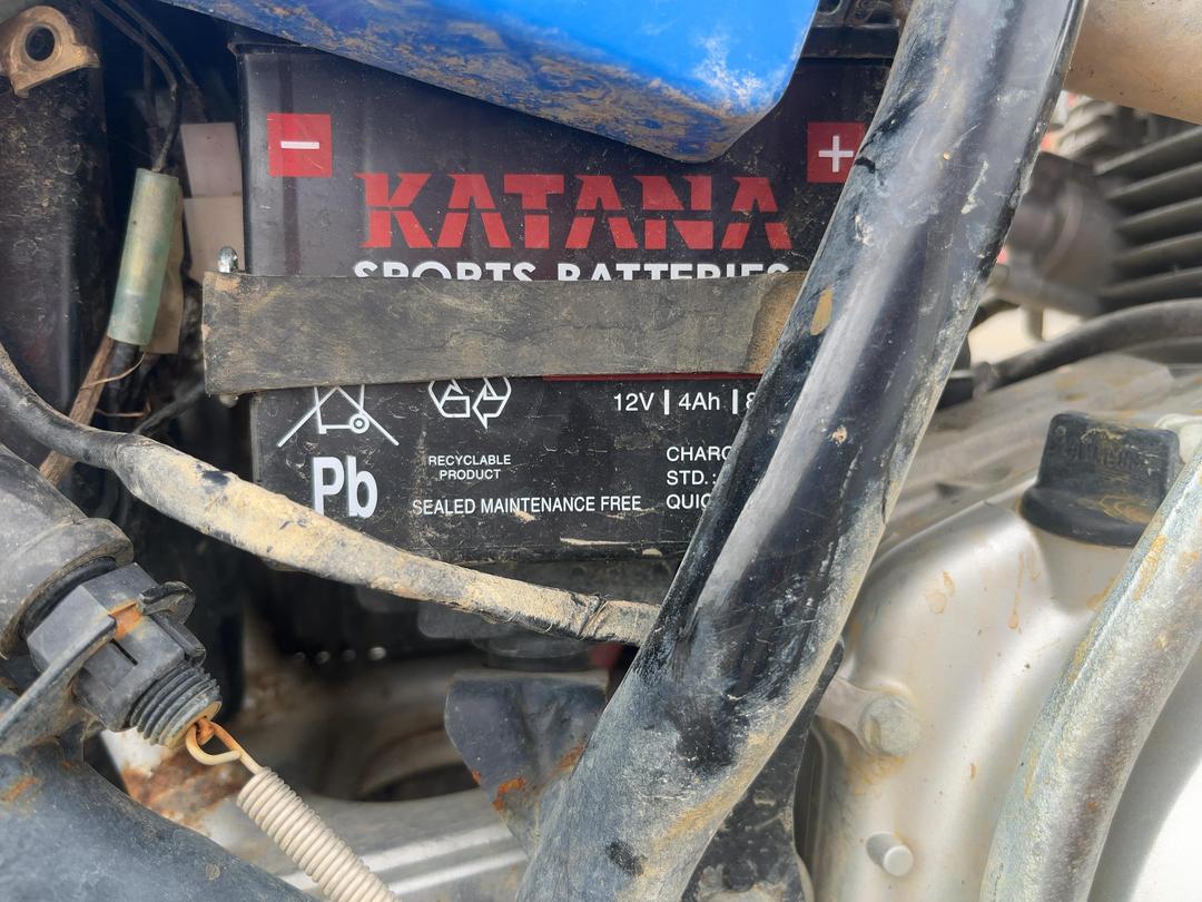 Photo '15' of Yamaha AG200